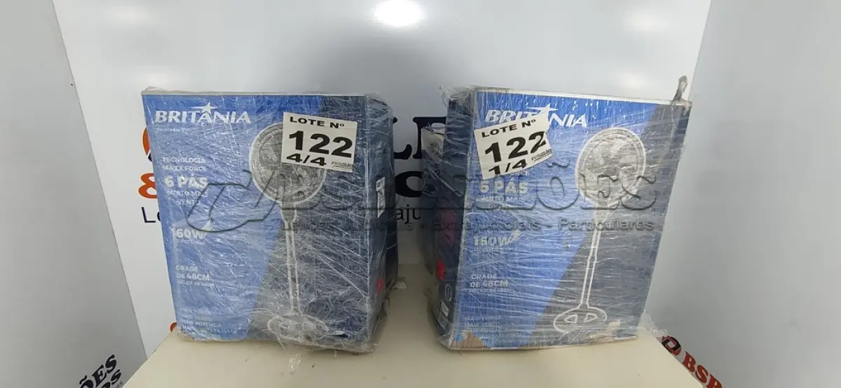 LOTE 122 - 04 - VENTILADORES DIVERSOS 110V (NO ESTADO, NÃO SABEMOS SE FUNCIONA. LEILÃO NÃO TEM GARANTIA E NEM DEVOLUÇÃO, SUJEITO A POSSÍVEIS AVARIAS VISÍVEIS/OCULTAS E/OU AUSÊNCIA DE COMPONENTES)