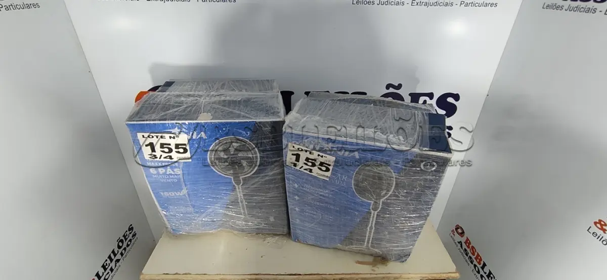 LOTE 155 - 04 - VENTILADORES DIVERSOS 110V (NO ESTADO, NÃO SABEMOS SE FUNCIONA. LEILÃO NÃO TEM GARANTIA E NEM DEVOLUÇÃO, SUJEITO A POSSÍVEIS AVARIAS VISÍVEIS/OCULTAS E/OU AUSÊNCIA DE COMPONENTES)