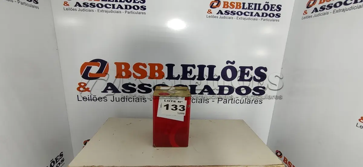 LOTE 133 - 01 - LATA DE COLA DE CONTATO QUIMICOLLA (NO ESTADO, NÃO SABEMOS SE FUNCIONA. LEILÃO NÃO TEM GARANTIA E NEM DEVOLUÇÃO, SUJEITO A POSSÍVEIS AVARIAS VISÍVEIS/OCULTAS E/OU AUSÊNCIA DE COMPONENTES)