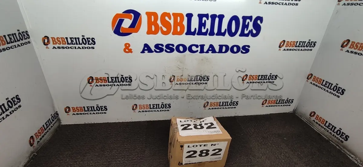 LOTE 282 - 01 - MUNHECA PARA REBOQUE ENGATE CARRETINHA TRAILER LANCHA 3800KG (NO ESTADO, NÃO SABEMOS SE FUNCIONA. LEILÃO NÃO TEM GARANTIA E NEM DEVOLUÇÃO, SUJEITO A POSSÍVEIS AVARIAS VISÍVEIS/OCULTAS E/OU AUSÊNCIA DE COMPONENTES)