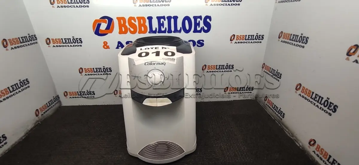 LOTE 010 - 01 - BEBEDOURO COM COMPRESSOR COLORMAQ 220VOLTS (NO ESTADO, NÃO SABEMOS SE FUNCIONA. LEILÃO NÃO TEM GARANTIA E NEM DEVOLUÇÃO, SUJEITO A POSSÍVEIS AVARIAS VISÍVEIS/OCULTAS E/OU AUSÊNCIA DE COMPONENTES)