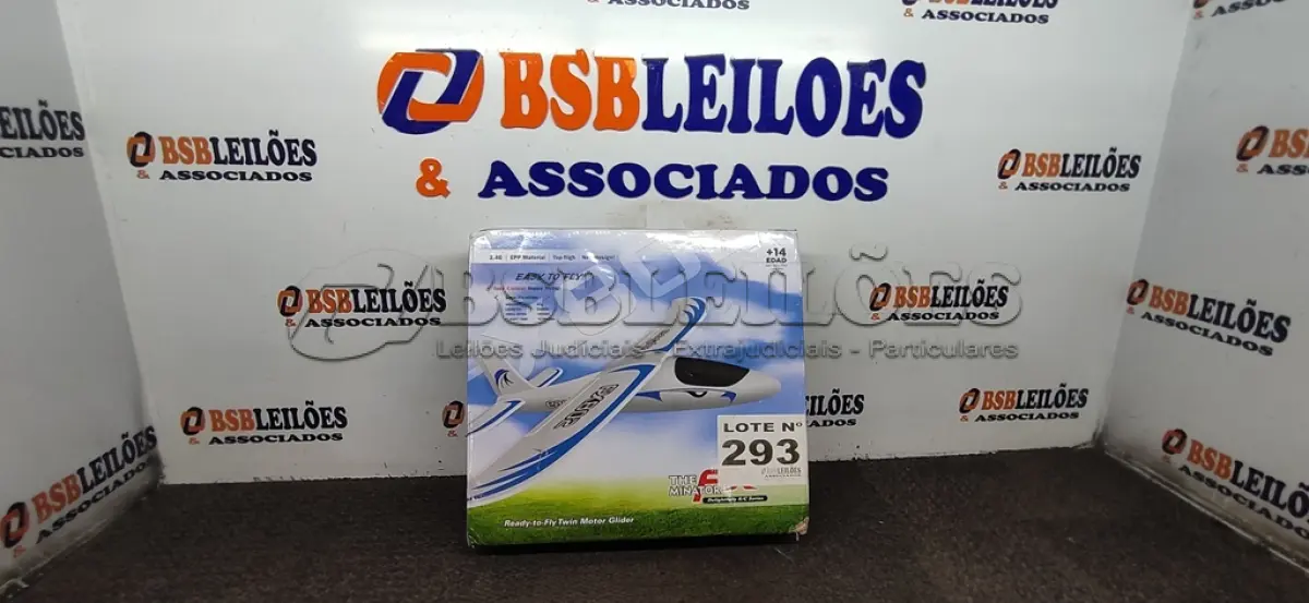 LOTE 293 - 01 - AVIÃO CONTROLE REMOTO THE MINATOR 2.4G (NO ESTADO, NÃO SABEMOS SE FUNCIONA. LEILÃO NÃO TEM GARANTIA E NEM DEVOLUÇÃO, SUJEITO A POSSÍVEIS AVARIAS VISÍVEIS/OCULTAS E/OU AUSÊNCIA DE COMPONENTES)