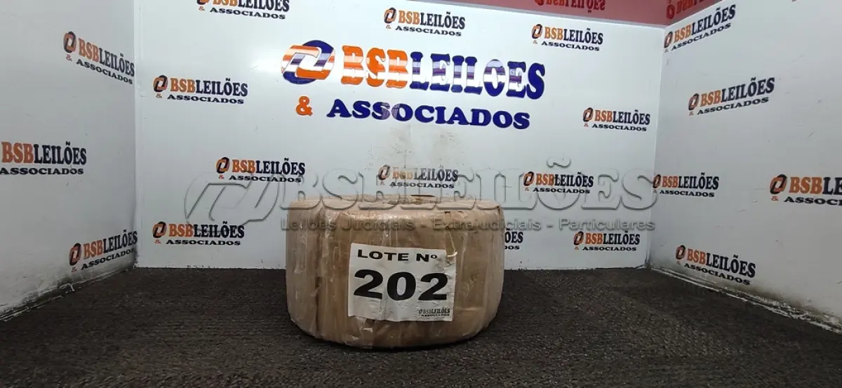 LOTE 202 - 01 - ROLO DE FITA DE ARQUEAR (NO ESTADO, NÃO SABEMOS SE FUNCIONA. LEILÃO NÃO TEM GARANTIA E NEM DEVOLUÇÃO, SUJEITO A POSSÍVEIS AVARIAS VISÍVEIS/OCULTAS E/OU AUSÊNCIA DE COMPONENTES)