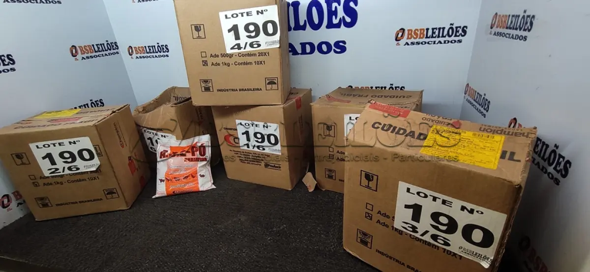 LOTE 190 - 60 - SUPLEMENTOS MINERAL ADE PO CHAMPION 1KG (NO ESTADO, NÃO SABEMOS SE FUNCIONA. LEILÃO NÃO TEM GARANTIA E NEM DEVOLUÇÃO, SUJEITO A POSSÍVEIS AVARIAS VISÍVEIS/OCULTAS E/OU AUSÊNCIA DE COMPONENTES)