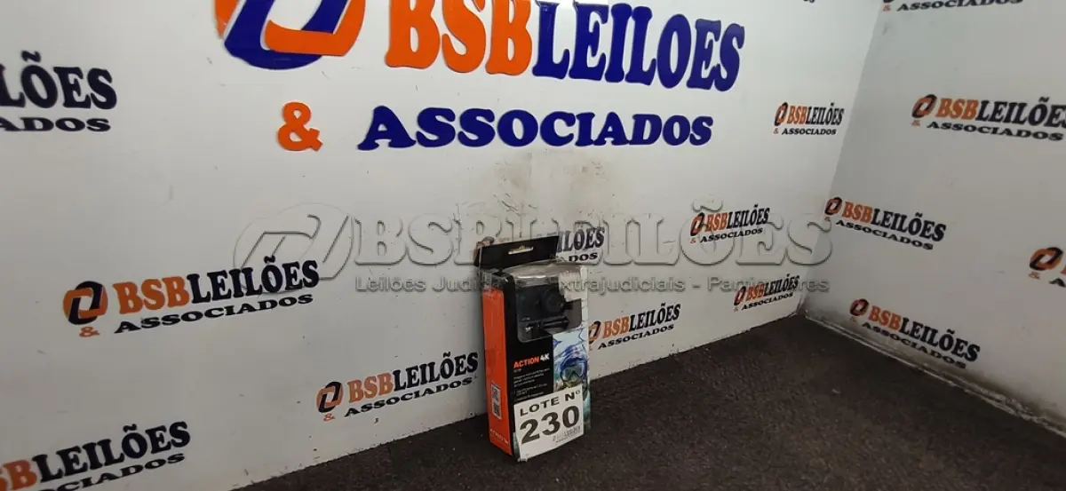 LOTE 230 - 01 - CÂMERA DE AÇÃO ACTION+SELFIE 4K WI-FI - TELA LCD 2POL - 16MP 30 FPS - ATRIO - DC191 (NO ESTADO, NÃO SABEMOS SE FUNCIONA. LEILÃO NÃO TEM GARANTIA E NEM DEVOLUÇÃO, SUJEITO A POSSÍVEIS AVARIAS VISÍVEIS/OCULTAS E/OU AUSÊNCIA DE COMPONENTES)