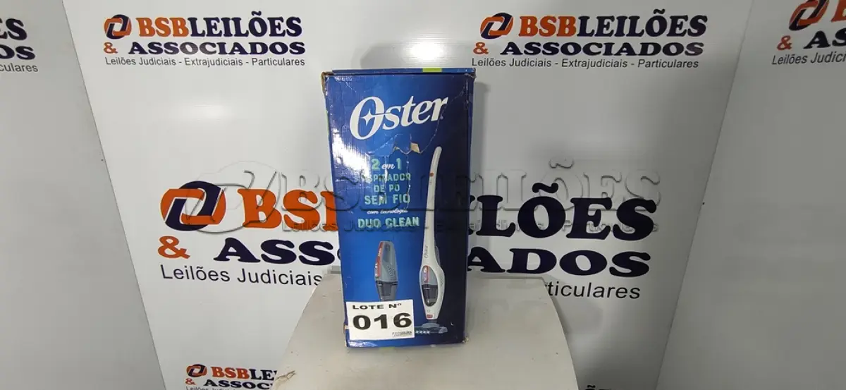 LOTE 016 - 01 - ASPIRADOR DE PÓ VERTICAL OSTER SEM FIO WHITE DUO CLEAN 2 EM 1, BATERIA, BRANCO, OASP645 (NO ESTADO, NÃO SABEMOS SE FUNCIONA. LEILÃO NÃO TEM GARANTIA E NEM DEVOLUÇÃO, SUJEITO A POSSÍVEIS AVARIAS VISÍVEIS/OCULTAS E/OU AUSÊNCIA DE COMPONENTES)
