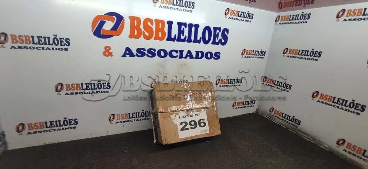 LOTE 296 - 20 - CINTAS LIXAS PARA MAKITA 610X100 LARGA GRAO40 (NO ESTADO, NÃO SABEMOS SE FUNCIONA. LEILÃO NÃO TEM GARANTIA E NEM DEVOLUÇÃO, SUJEITO A POSSÍVEIS AVARIAS VISÍVEIS/OCULTAS E/OU AUSÊNCIA DE COMPONENTES)