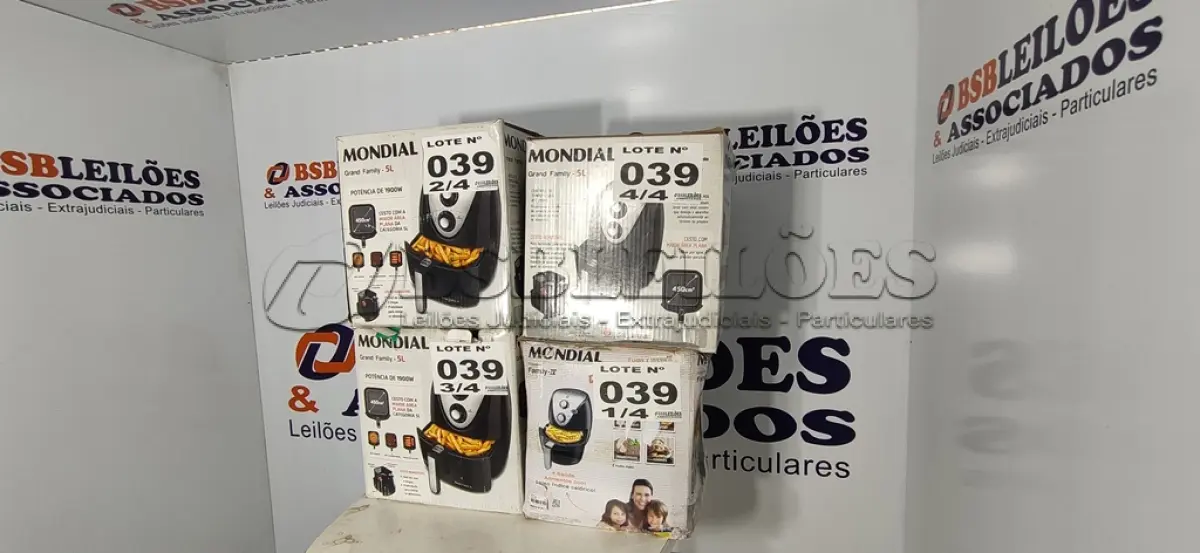 LOTE 039 - 04 - FRITADEIRAS SEM ÓLEO AIR FRYER 5LITROS, MONDIAL 110V (NO ESTADO, NÃO SABEMOS SE FUNCIONA. LEILÃO NÃO TEM GARANTIA E NEM DEVOLUÇÃO, SUJEITO A POSSÍVEIS AVARIAS VISÍVEIS/OCULTAS E/OU AUSÊNCIA DE COMPONENTES)