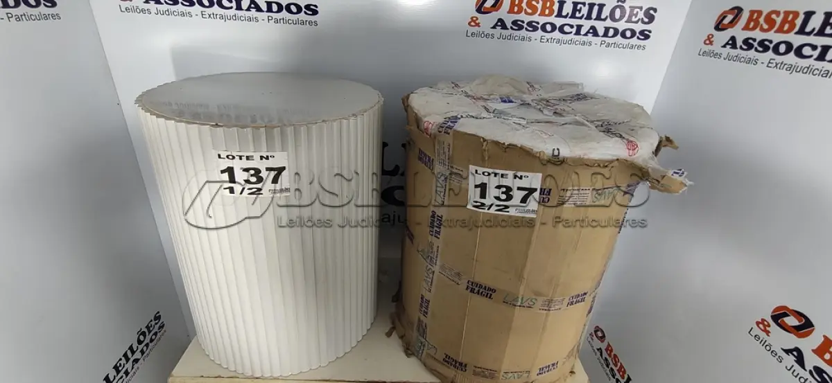 LOTE 137 - 02 – BASES MESA DA JANTAR (NO ESTADO, NÃO SABEMOS SE FUNCIONA. LEILÃO NÃO TEM GARANTIA E NEM DEVOLUÇÃO, SUJEITO A POSSÍVEIS AVARIAS VISÍVEIS/OCULTAS E/OU AUSÊNCIA DE COMPONENTES)