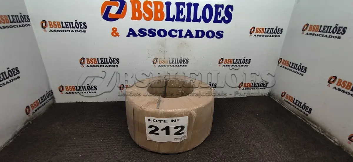 LOTE 212 - 01 - ROLO DE FITA DE ARQUEAR (NO ESTADO, NÃO SABEMOS SE FUNCIONA. LEILÃO NÃO TEM GARANTIA E NEM DEVOLUÇÃO, SUJEITO A POSSÍVEIS AVARIAS VISÍVEIS/OCULTAS E/OU AUSÊNCIA DE COMPONENTES)