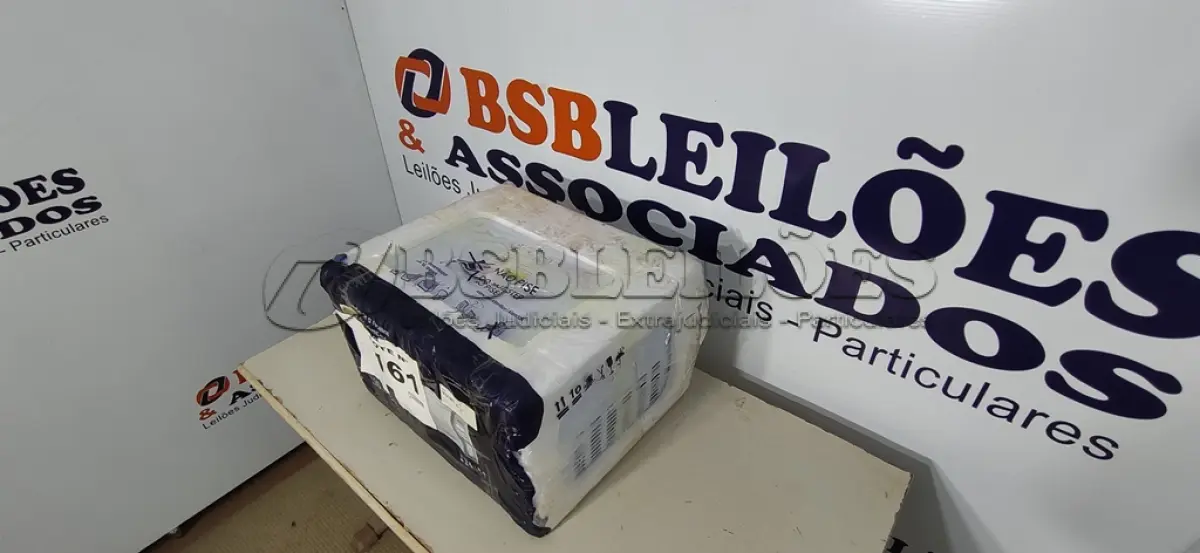 LOTE 161 - 01 - MICRO-ONDAS, MB37R, 27L,, 110V, ELECTROLUX (NO ESTADO, NÃO SABEMOS SE FUNCIONA. LEILÃO NÃO TEM GARANTIA E NEM DEVOLUÇÃO, SUJEITO A POSSÍVEIS AVARIAS VISÍVEIS/OCULTAS E/OU AUSÊNCIA DE COMPONENTES)