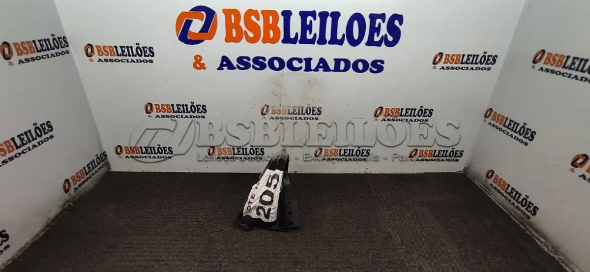 LOTE 205 - 05 – SUPORTES (NO ESTADO, NÃO SABEMOS SE FUNCIONA. LEILÃO NÃO TEM GARANTIA E NEM DEVOLUÇÃO, SUJEITO A POSSÍVEIS AVARIAS VISÍVEIS/OCULTAS E/OU AUSÊNCIA DE COMPONENTES)