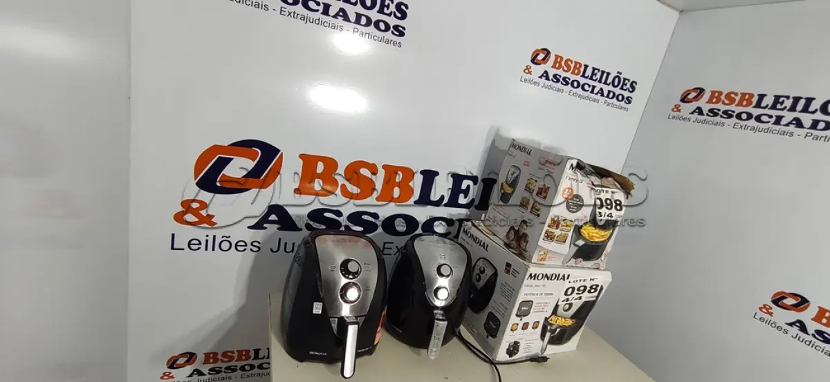LOTE 098 - 04 - FRITADEIRAS SEM ÓLEO AIR FRYER, MONDIAL 110V (NO ESTADO, NÃO SABEMOS SE FUNCIONA. LEILÃO NÃO TEM GARANTIA E NEM DEVOLUÇÃO, SUJEITO A POSSÍVEIS AVARIAS VISÍVEIS/OCULTAS E/OU AUSÊNCIA DE COMPONENTES)
