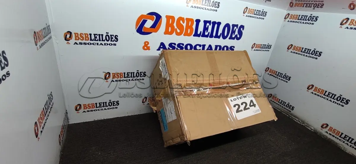 LOTE 224 - 01 LOTE C/ CINTAS PROTETORAS RODA ARO 19 (NO ESTADO, NÃO SABEMOS SE FUNCIONA. LEILÃO NÃO TEM GARANTIA E NEM DEVOLUÇÃO, SUJEITO A POSSÍVEIS AVARIAS VISÍVEIS/OCULTAS E/OU AUSÊNCIA DE COMPONENTES)