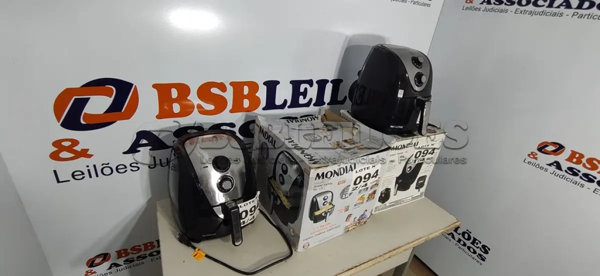 LOTE 094 - 04 - FRITADEIRAS SEM ÓLEO AIR FRYER 5LITROS, MONDIAL 110V (NO ESTADO, NÃO SABEMOS SE FUNCIONA. LEILÃO NÃO TEM GARANTIA E NEM DEVOLUÇÃO, SUJEITO A POSSÍVEIS AVARIAS VISÍVEIS/OCULTAS E/OU AUSÊNCIA DE COMPONENTES)