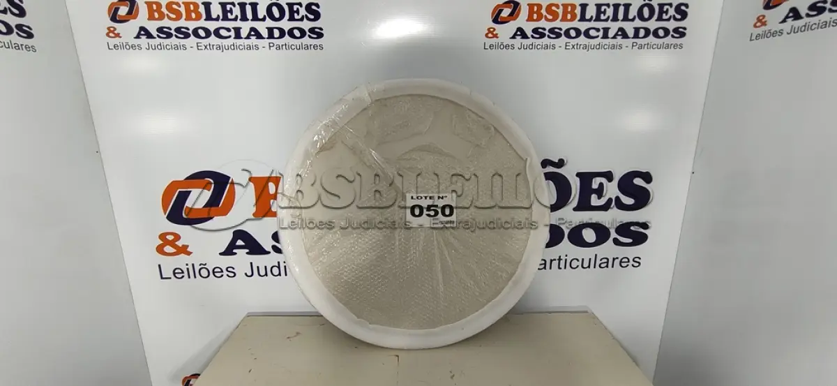 LOTE 050 - 01 - PRATO GIRATÓRIO 80 CM SOBREPOR PARA CENTRO DE MESA (NO ESTADO, NÃO SABEMOS SE FUNCIONA. LEILÃO NÃO TEM GARANTIA E NEM DEVOLUÇÃO, SUJEITO A POSSÍVEIS AVARIAS VISÍVEIS/OCULTAS E/OU AUSÊNCIA DE COMPONENTES)