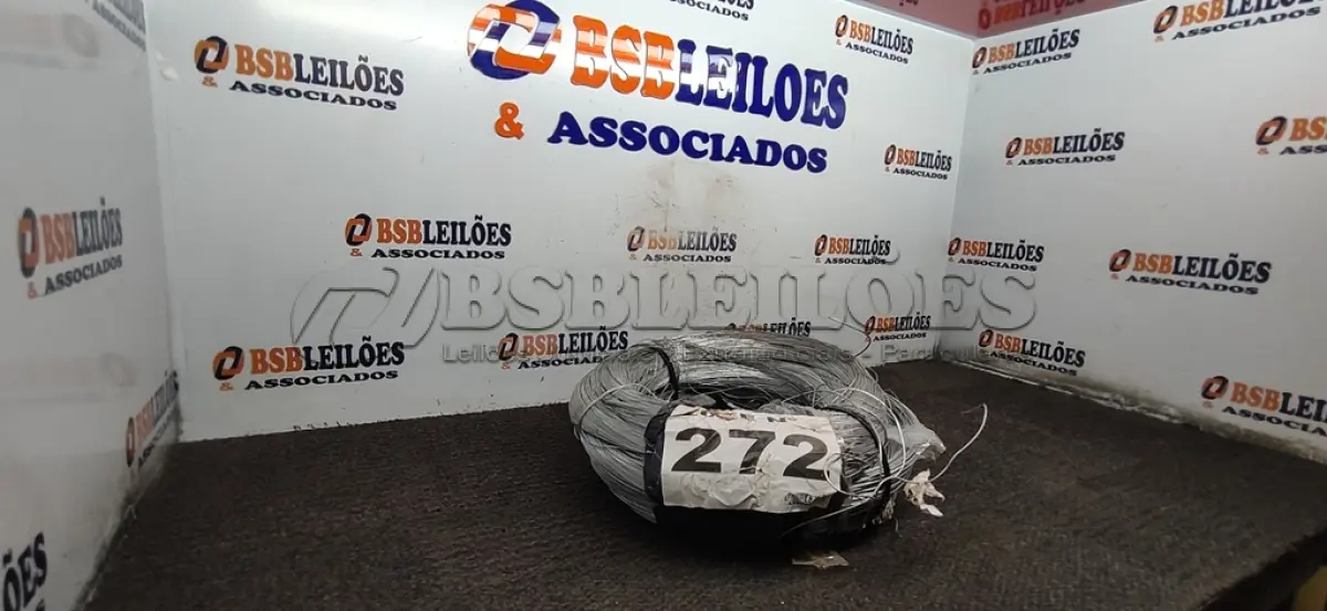 LOTE 272 - 01 LOTE C/ ARAMES DIVERSOS (NO ESTADO, NÃO SABEMOS SE FUNCIONA. LEILÃO NÃO TEM GARANTIA E NEM DEVOLUÇÃO, SUJEITO A POSSÍVEIS AVARIAS VISÍVEIS/OCULTAS E/OU AUSÊNCIA DE COMPONENTES)