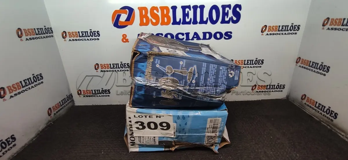 LOTE 309 - 04 - VENTILADORES DIVERSOS 110V (NO ESTADO, NÃO SABEMOS SE FUNCIONA. LEILÃO NÃO TEM GARANTIA E NEM DEVOLUÇÃO, SUJEITO A POSSÍVEIS AVARIAS VISÍVEIS/OCULTAS E/OU AUSÊNCIA DE COMPONENTES)