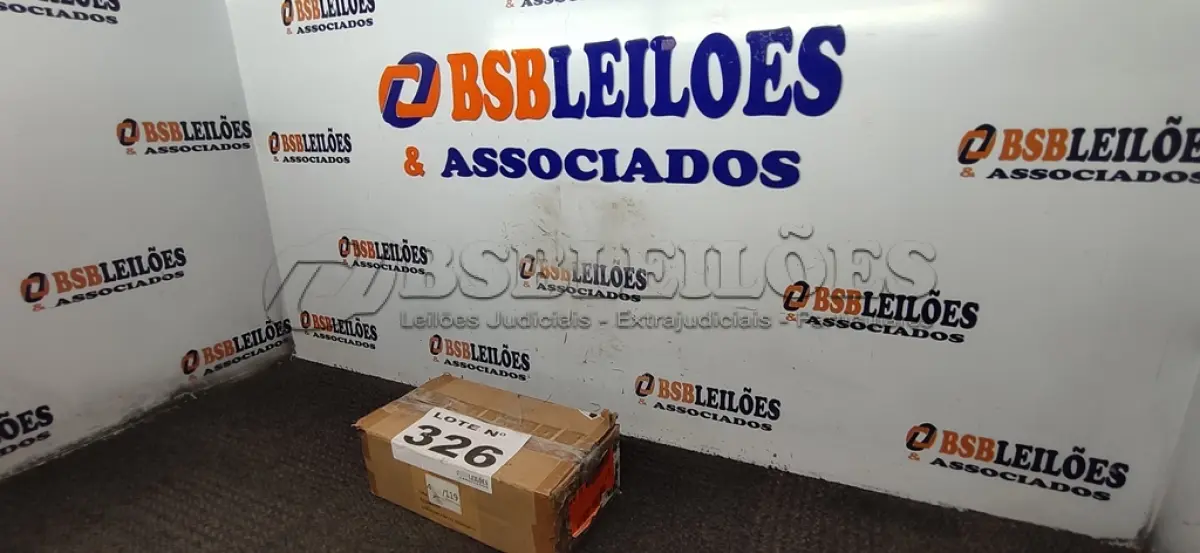 LOTE 326 - 01 - BATERIA LI-ION 48VF 12AH PARA CICLOMOTOR (NO ESTADO, NÃO SABEMOS SE FUNCIONA. LEILÃO NÃO TEM GARANTIA E NEM DEVOLUÇÃO, SUJEITO A POSSÍVEIS AVARIAS VISÍVEIS/OCULTAS E/OU AUSÊNCIA DE COMPONENTES)