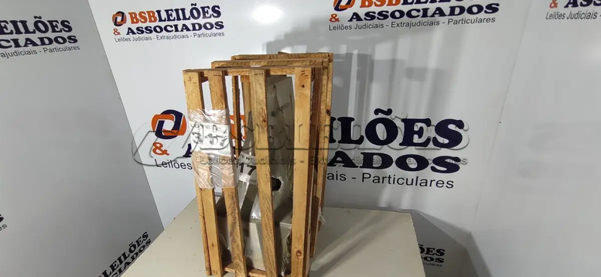 LOTE 317 - 01 - SERRA FITA DE MESA EKENOX SPL-560 220VOLTS (NO ESTADO, NÃO SABEMOS SE FUNCIONA. LEILÃO NÃO TEM GARANTIA E NEM DEVOLUÇÃO, SUJEITO A POSSÍVEIS AVARIAS VISÍVEIS/OCULTAS E/OU AUSÊNCIA DE COMPONENTES)