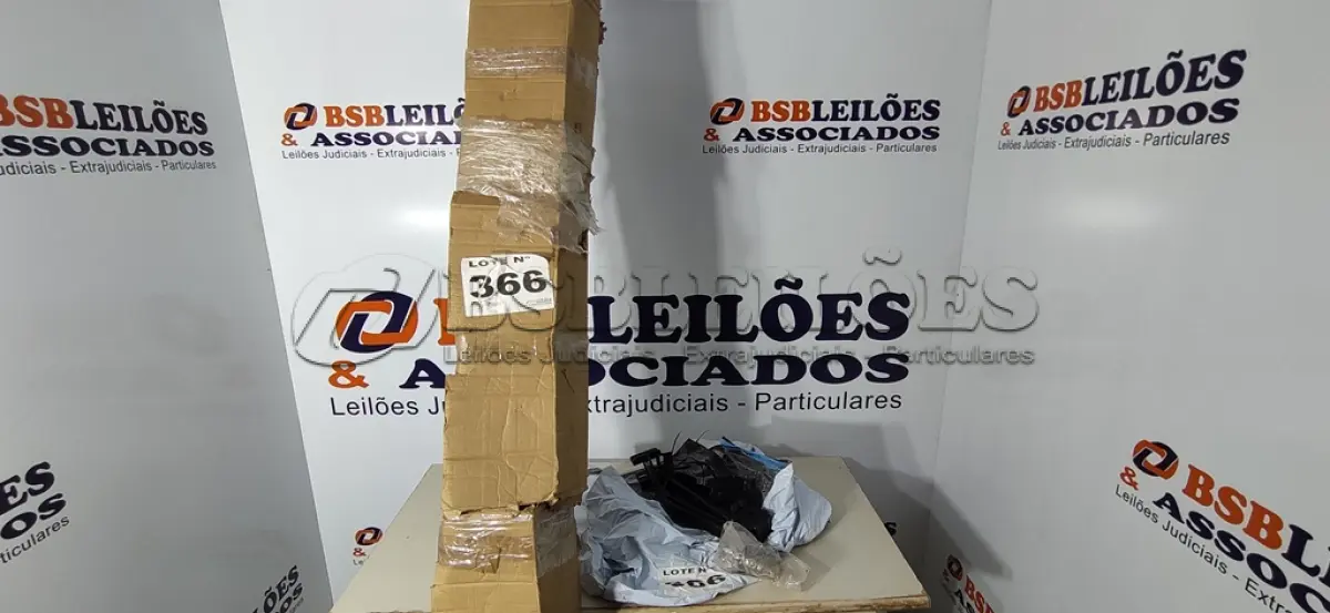 LOTE 366 - 01 - ESTRIBO KEKO TUBULAR CROMADO (NO ESTADO, NÃO SABEMOS SE FUNCIONA. LEILÃO NÃO TEM GARANTIA E NEM DEVOLUÇÃO, SUJEITO A POSSÍVEIS AVARIAS VISÍVEIS/OCULTAS E/OU AUSÊNCIA DE COMPONENTES)