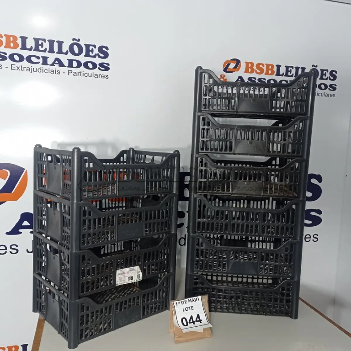 LOTE 044 - 10 CESTAS ORGANIZADORAS. (NO ESTADO) ATENÇÃO! FAZER A VISITAÇÃO ANTES DE ARREMATAR, NÃO SABEMOS SE FUNCIONA. LEILÃO NÃO TEM GARANTIA E NEM DEVOLUÇÃO, SUJEITO A POSSÍVEIS AVARIAS VISÍVEIS/OCULTAS E/OU AUSÊNCIA DE COMPONENTES.