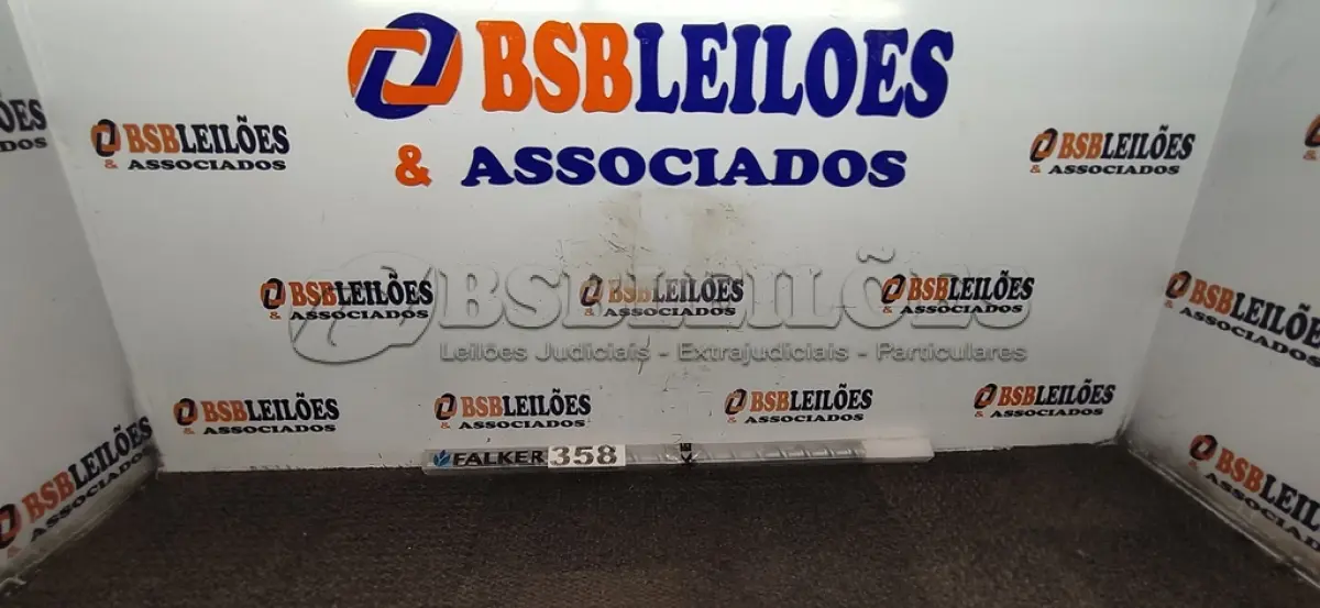 LOTE 358 - 01 - BROCA PARA AMOSTRAGEM DE SOLO FALKER (NO ESTADO, NÃO SABEMOS SE FUNCIONA. LEILÃO NÃO TEM GARANTIA E NEM DEVOLUÇÃO, SUJEITO A POSSÍVEIS AVARIAS VISÍVEIS/OCULTAS E/OU AUSÊNCIA DE COMPONENTES)