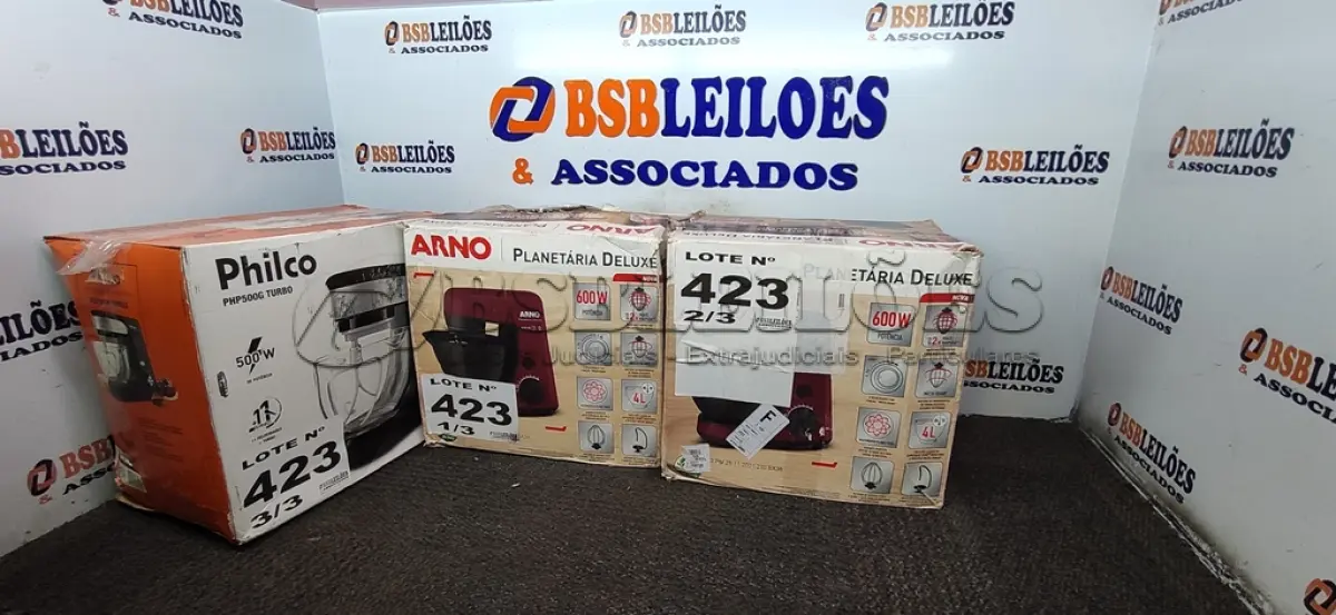 LOTE 423 - 03 - BATEDEIRAS PLANETÁRIA 127V (NO ESTADO, NÃO SABEMOS SE FUNCIONA. LEILÃO NÃO TEM GARANTIA E NEM DEVOLUÇÃO, SUJEITO A POSSÍVEIS AVARIAS VISÍVEIS/OCULTAS E/OU AUSÊNCIA DE COMPONENTES)