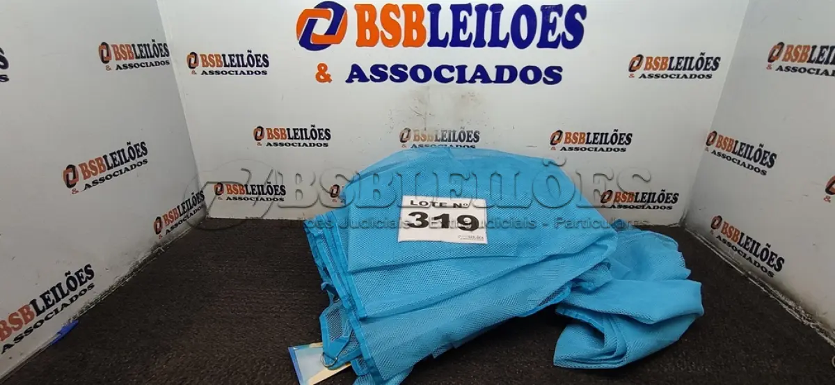 LOTE 319 - 05 - TAPETES DE PRAIA Á PROVA D'ÁGUA E AREIA (NO ESTADO, NÃO SABEMOS SE FUNCIONA. LEILÃO NÃO TEM GARANTIA E NEM DEVOLUÇÃO, SUJEITO A POSSÍVEIS AVARIAS VISÍVEIS/OCULTAS E/OU AUSÊNCIA DE COMPONENTES)