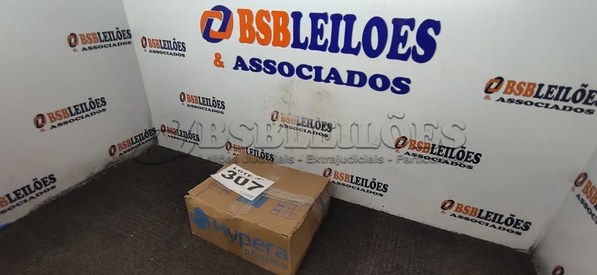 LOTE 307 - 03 - ELEVADOR DE PH BARRILHA GENCO PH+ PARA TRATAMENTO DE PISCINAS 2KG (NO ESTADO, NÃO SABEMOS SE FUNCIONA. LEILÃO NÃO TEM GARANTIA E NEM DEVOLUÇÃO, SUJEITO A POSSÍVEIS AVARIAS VISÍVEIS/OCULTAS E/OU AUSÊNCIA DE COMPONENTES)