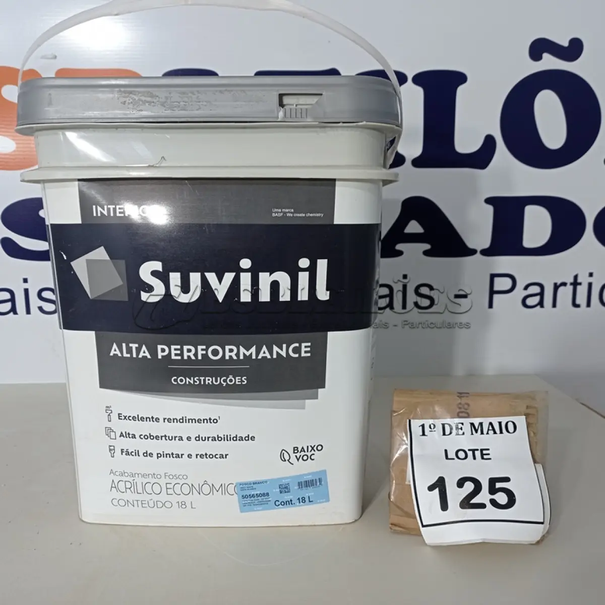 LOTE 125 - 01 BALDE DE TINTA SUVINIL INTERIORES FOSCOS 18L NA COR FOSCO BRANCO. VENCIMENTO 10/2027 (NOVO) (NO ESTADO) ATENÇÃO! FAZER A VISITAÇÃO ANTES DE ARREMATAR, NÃO SABEMOS SE FUNCIONA. LEILÃO NÃO TEM GARANTIA E NEM DEVOLUÇÃO, SUJEITO A POSSÍVEIS AVARIAS VISÍVEIS/OCULTAS E/OU AUSÊNCIA DE COMPONENTES.