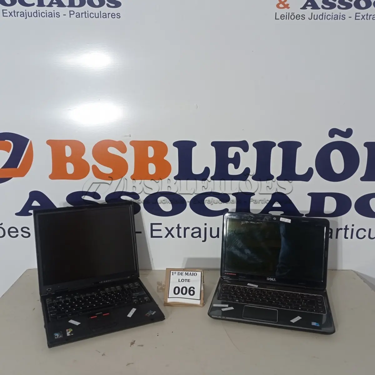 LOTE 006 - 02 NOTEBOOKS SENDO 01 MARCA DELL E 01 IBM SEM CARREGADOR COM AVARIAS.  (NO ESTADO) ATENÇÃO! FAZER A VISITAÇÃO ANTES DE ARREMATAR, NÃO SABEMOS SE FUNCIONA. LEILÃO NÃO TEM GARANTIA E NEM DEVOLUÇÃO, SUJEITO A POSSÍVEIS AVARIAS VISÍVEIS/OCULTAS E/OU AUSÊNCIA DE COMPONENTES.