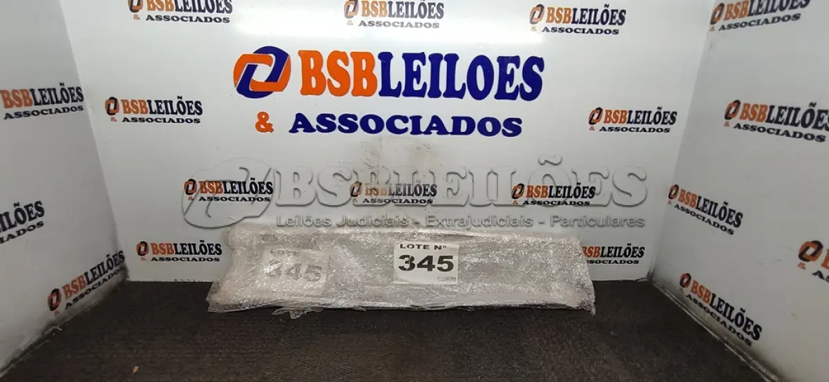 LOTE 345 - 01 - PUXADOR INOX CHATO 80CM (NO ESTADO, NÃO SABEMOS SE FUNCIONA. LEILÃO NÃO TEM GARANTIA E NEM DEVOLUÇÃO, SUJEITO A POSSÍVEIS AVARIAS VISÍVEIS/OCULTAS E/OU AUSÊNCIA DE COMPONENTES)