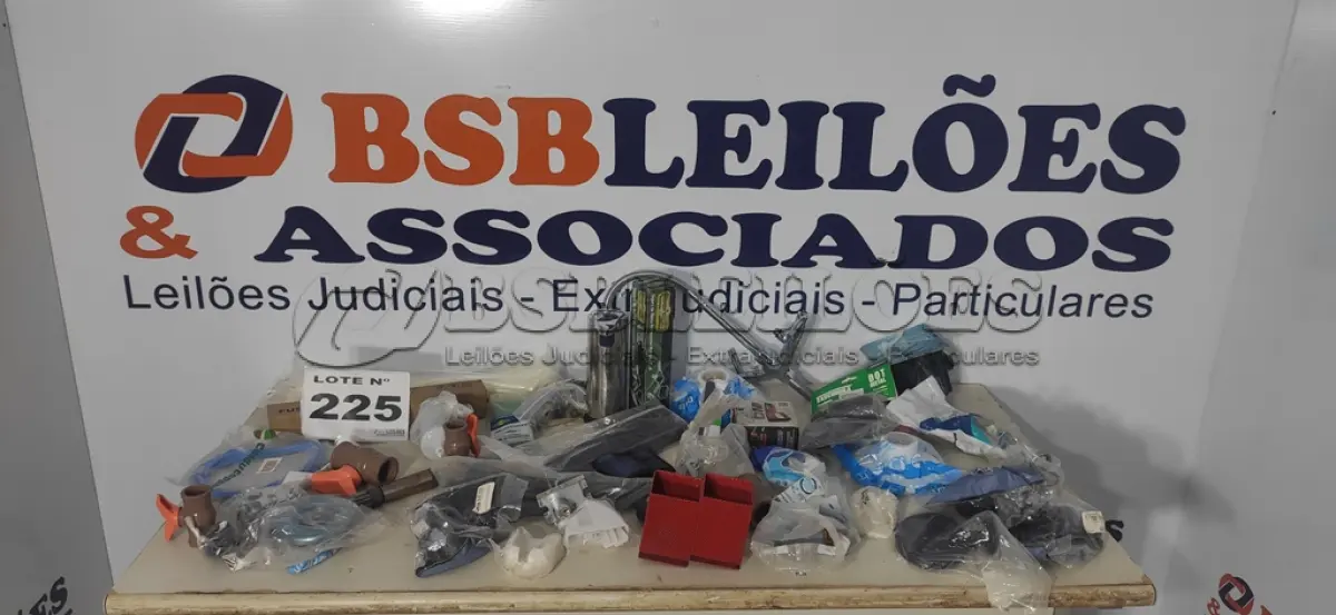 LOTE 225 - 40 – ÍTENS DIVERSOS (NO ESTADO, NÃO SABEMOS SE FUNCIONA. LEILÃO NÃO TEM GARANTIA E NEM DEVOLUÇÃO, SUJEITO A POSSÍVEIS AVARIAS VISÍVEIS/OCULTAS E/OU AUSÊNCIA DE COMPONENTES)
