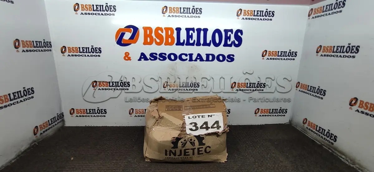 LOTE 344 - 01 - MÁQUINA DE FAZER SANGRIA EM FREIOS IJ-2150 (NO ESTADO, NÃO SABEMOS SE FUNCIONA. LEILÃO NÃO TEM GARANTIA E NEM DEVOLUÇÃO, SUJEITO A POSSÍVEIS AVARIAS VISÍVEIS/OCULTAS E/OU AUSÊNCIA DE COMPONENTES)