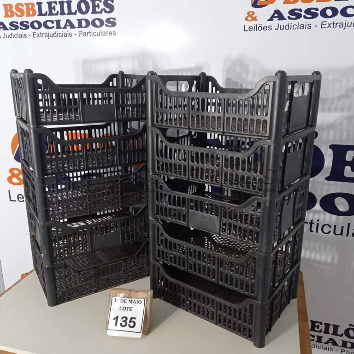 LOTE 135 - 10 CESTAS ORGANIZADORAS. (NO ESTADO) ATENÇÃO! FAZER A VISITAÇÃO ANTES DE ARREMATAR, NÃO SABEMOS SE FUNCIONA. LEILÃO NÃO TEM GARANTIA E NEM DEVOLUÇÃO, SUJEITO A POSSÍVEIS AVARIAS VISÍVEIS/OCULTAS E/OU AUSÊNCIA DE COMPONENTES.