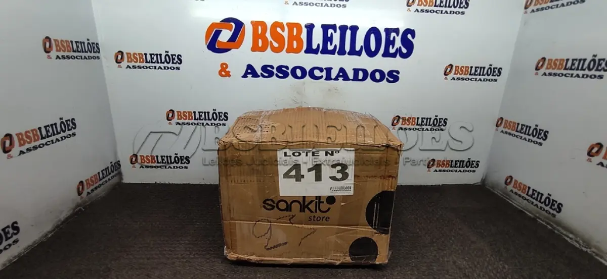 LOTE 413 - 03 - REMOVEDORES DE CERA CONCENTRADO DEOLINE 5LITROS (NO ESTADO, NÃO SABEMOS SE FUNCIONA. LEILÃO NÃO TEM GARANTIA E NEM DEVOLUÇÃO, SUJEITO A POSSÍVEIS AVARIAS VISÍVEIS/OCULTAS E/OU AUSÊNCIA DE COMPONENTES)