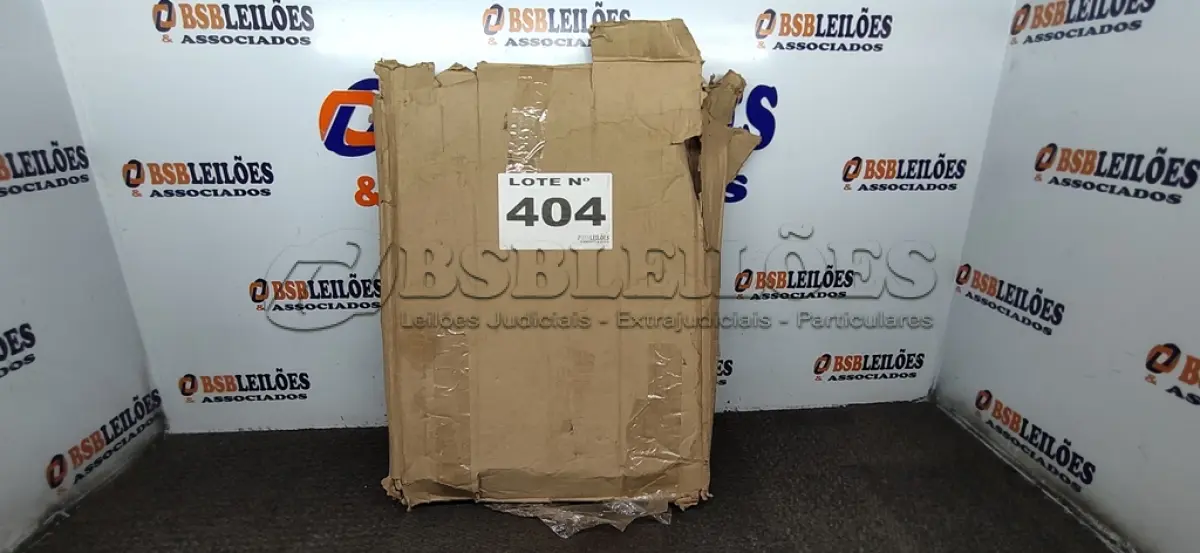 LOTE 404 - 01 - PORTA DE PASSAGEM PARA CACHORROS EM ALUMINIO (NO ESTADO, NÃO SABEMOS SE FUNCIONA. LEILÃO NÃO TEM GARANTIA E NEM DEVOLUÇÃO, SUJEITO A POSSÍVEIS AVARIAS VISÍVEIS/OCULTAS E/OU AUSÊNCIA DE COMPONENTES)