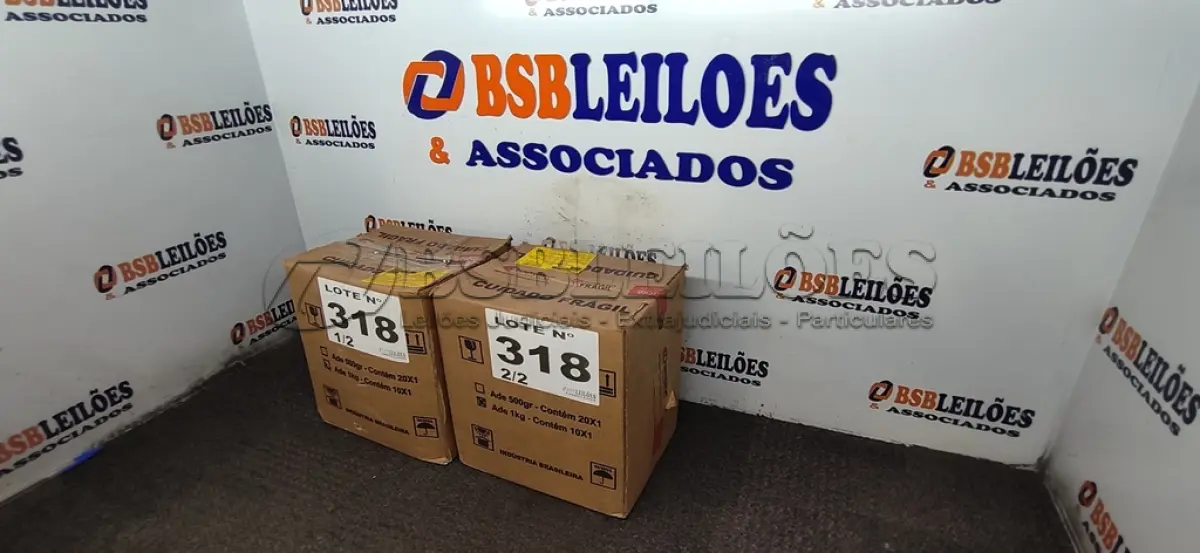 LOTE 318 - 24 - SUPLEMENTOS MINERAL ADE PO CHAMPION 1KG (NO ESTADO, NÃO SABEMOS SE FUNCIONA. LEILÃO NÃO TEM GARANTIA E NEM DEVOLUÇÃO, SUJEITO A POSSÍVEIS AVARIAS VISÍVEIS/OCULTAS E/OU AUSÊNCIA DE COMPONENTES)