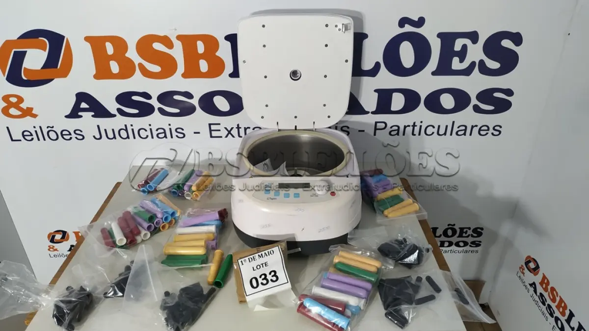 LOTE 033 - 01 APARELHO DE CENTRIFUGA PROFISSIONAL GTSPIN COM AVARIAS. (NO ESTADO) ATENÇÃO! FAZER A VISITAÇÃO ANTES DE ARREMATAR, NÃO SABEMOS SE FUNCIONA. LEILÃO NÃO TEM GARANTIA E NEM DEVOLUÇÃO, SUJEITO A POSSÍVEIS AVARIAS VISÍVEIS/OCULTAS E/OU AUSÊNCIA DE COMPONENTES.