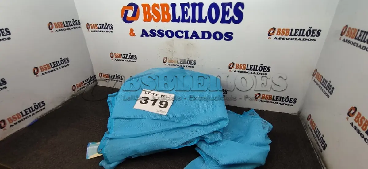 LOTE 319 - 05 - TAPETES DE PRAIA Á PROVA D'ÁGUA E AREIA (NO ESTADO, NÃO SABEMOS SE FUNCIONA. LEILÃO NÃO TEM GARANTIA E NEM DEVOLUÇÃO, SUJEITO A POSSÍVEIS AVARIAS VISÍVEIS/OCULTAS E/OU AUSÊNCIA DE COMPONENTES)
