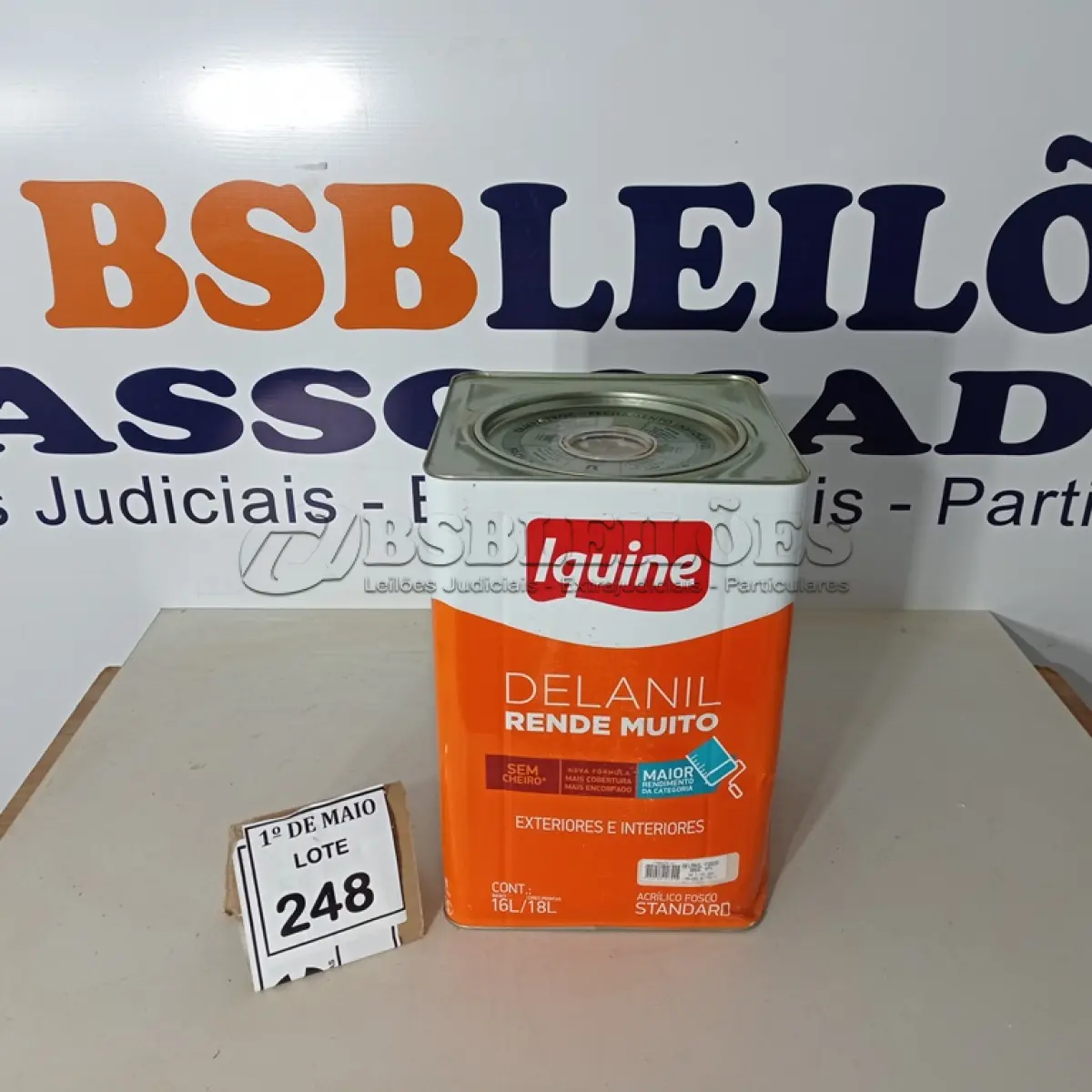LOTE 248 - 01 LATA DE TINTA EXTERIOR/INTERIOR DE 16/18L DELANIL FOSCO BASE P MARCA IQUINE. (NOVO) (NO ESTADO) ATENÇÃO! FAZER A VISITAÇÃO ANTES DE ARREMATAR, NÃO SABEMOS SE FUNCIONA. LEILÃO NÃO TEM GARANTIA E NEM DEVOLUÇÃO, SUJEITO A POSSÍVEIS AVARIAS VISÍVEIS/OCULTAS E/OU AUSÊNCIA DE COMPONENTES.