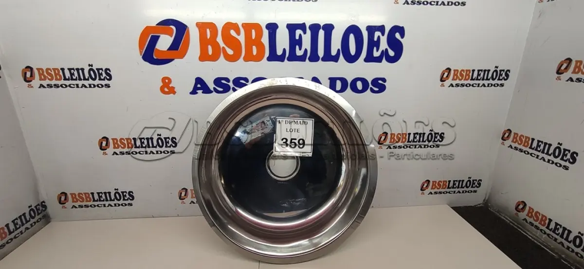 LOTE 359 - 01 CUBA EM AÇO  INOX REDONDO (NOVO). (NO ESTADO) ATENÇÃO! FAZER A VISITAÇÃO ANTES DE ARREMATAR, NÃO SABEMOS SE FUNCIONA. LEILÃO NÃO TEM GARANTIA E NEM DEVOLUÇÃO, SUJEITO A POSSÍVEIS AVARIAS VISÍVEIS/OCULTAS E/OU AUSÊNCIA DE COMPONENTES.