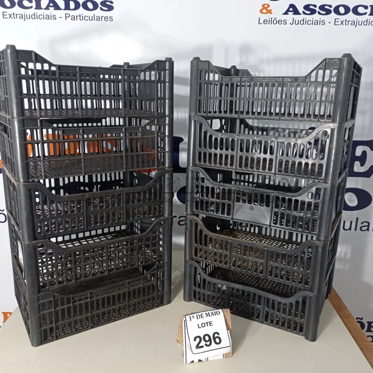 LOTE 296 - 10 CESTAS ORGANIZADORAS. (NO ESTADO) ATENÇÃO! FAZER A VISITAÇÃO ANTES DE ARREMATAR, NÃO SABEMOS SE FUNCIONA. LEILÃO NÃO TEM GARANTIA E NEM DEVOLUÇÃO, SUJEITO A POSSÍVEIS AVARIAS VISÍVEIS/OCULTAS E/OU AUSÊNCIA DE COMPONENTES.