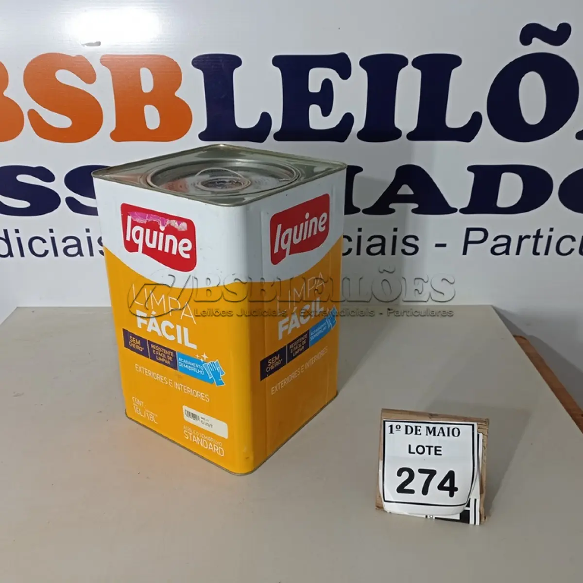 LOTE 274 - 01 LATA DE TINTA INTERIOR/EXTERIOR LIMPA FACIL DE 16/18L COR BASE C BRANCO MARCA IQUINE. (NOVO) (NO ESTADO) ATENÇÃO! FAZER A VISITAÇÃO ANTES DE ARREMATAR, NÃO SABEMOS SE FUNCIONA. LEILÃO NÃO TEM GARANTIA E NEM DEVOLUÇÃO, SUJEITO A POSSÍVEIS AVARIAS VISÍVEIS/OCULTAS E/OU AUSÊNCIA DE COMPONENTES.