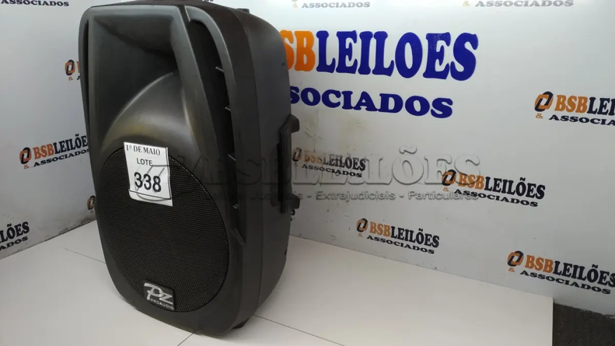 LOTE 338 - 01 CAIXA DE SOM PZPROPASSIVE PX-12. (NO ESTADO) ATENÇÃO! FAZER A VISITAÇÃO ANTES DE ARREMATAR, NÃO SABEMOS SE FUNCIONA. LEILÃO NÃO TEM GARANTIA E NEM DEVOLUÇÃO, SUJEITO A POSSÍVEIS AVARIAS VISÍVEIS/OCULTAS E/OU AUSÊNCIA DE COMPONENTES.