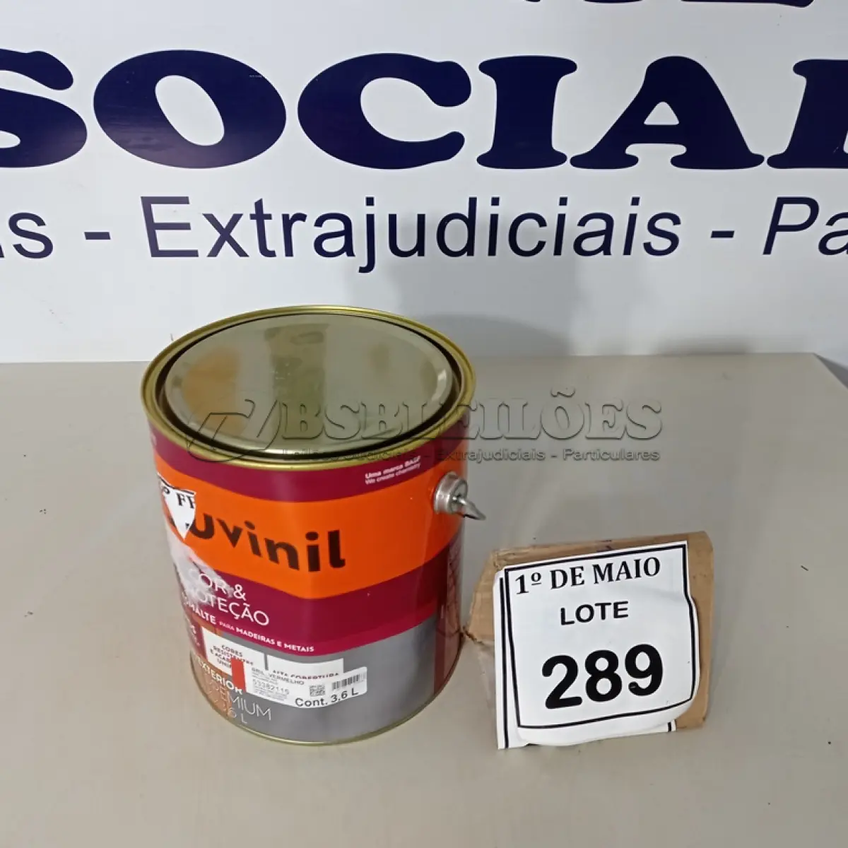 LOTE 289 - 01 LATA DE TINTA ESMALTE SINTÉTICO PARA MADEIRA E METAL 3,6L NA COR BRILHANTE VERMELHO MARCA SUVINIL (NOVO).  (NO ESTADO) ATENÇÃO! FAZER A VISITAÇÃO ANTES DE ARREMATAR, NÃO SABEMOS SE FUNCIONA. LEILÃO NÃO TEM GARANTIA E NEM DEVOLUÇÃO, SUJEITO A POSSÍVEIS AVARIAS VISÍVEIS/OCULTAS E/OU AUSÊNCIA DE COMPONENTES.