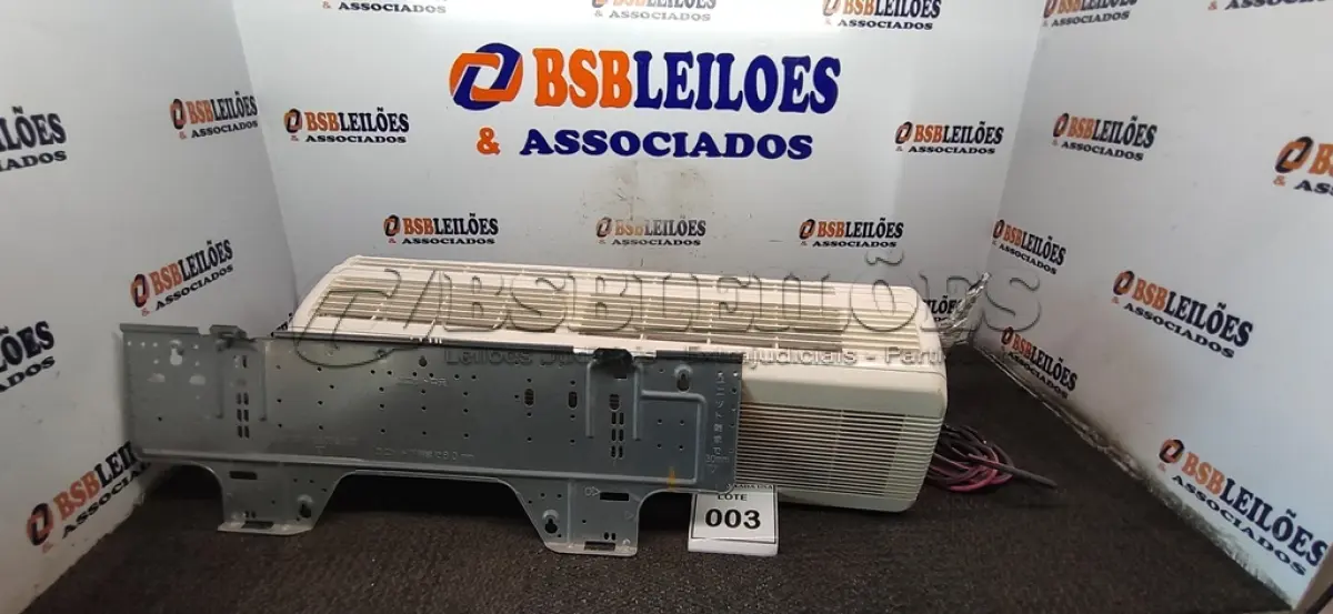 LOTE 003 - 01 EVAPORADORA TRANE. (NO ESTADO EM QUE SE ENCONTRA. SUJEITO A AVARIAS OCULTAS/VISÍVEIS.) AV9702W