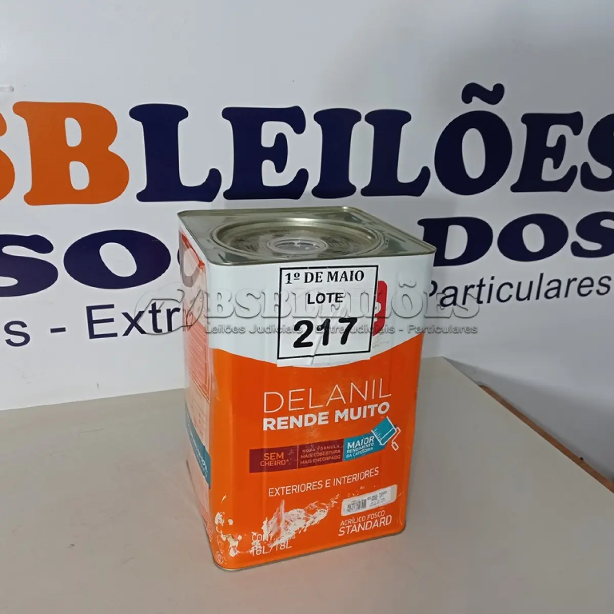 LOTE 217 - 01 LATA DE TINTA EXTERIOR/INTERIOR DE 16/18L DELANIL FOSCO BASE P MARCA IQUINE. (NOVO) (NO ESTADO) ATENÇÃO! FAZER A VISITAÇÃO ANTES DE ARREMATAR, NÃO SABEMOS SE FUNCIONA. LEILÃO NÃO TEM GARANTIA E NEM DEVOLUÇÃO, SUJEITO A POSSÍVEIS AVARIAS VISÍVEIS/OCULTAS E/OU AUSÊNCIA DE COMPONENTES.