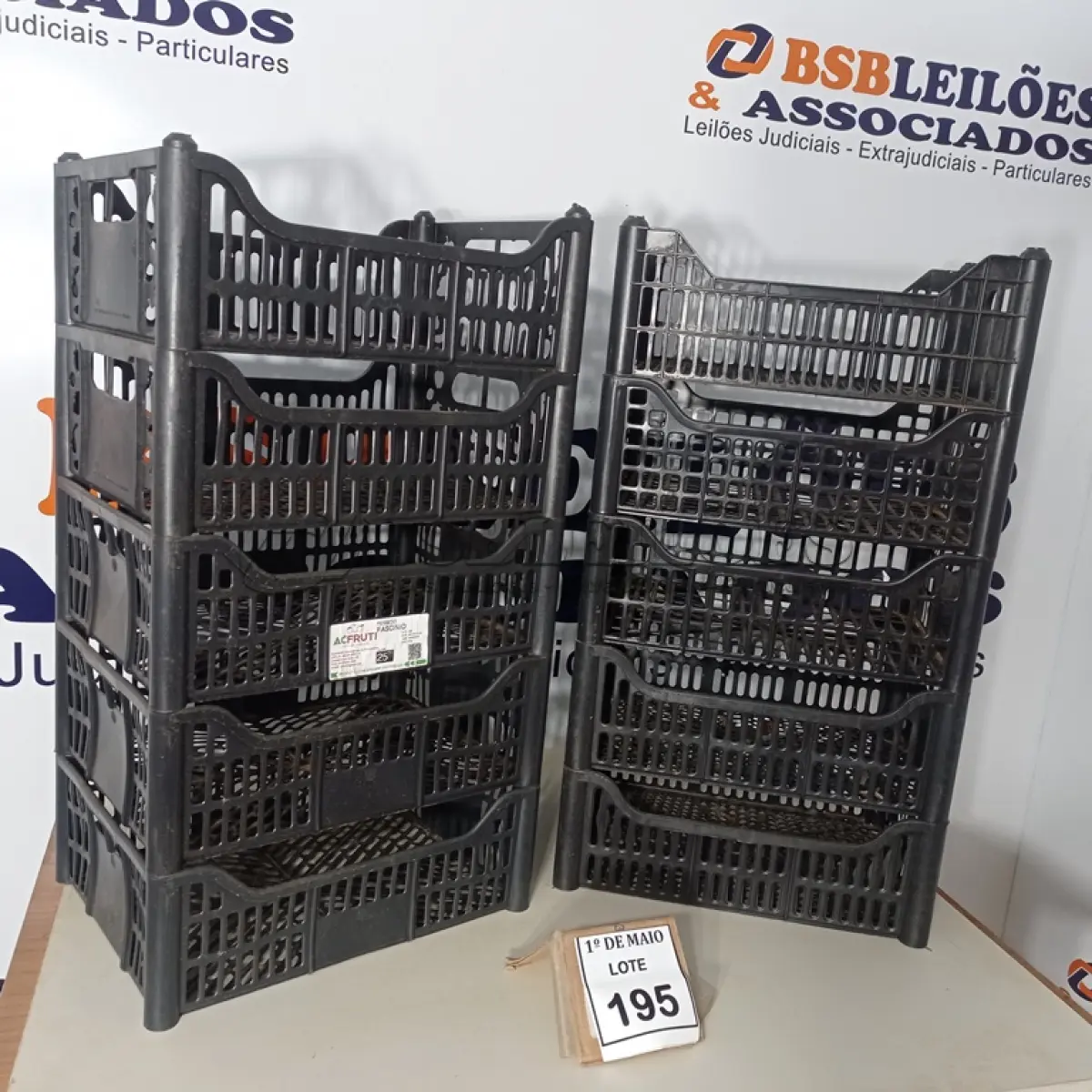 LOTE 195 - 10 CESTAS ORGANIZADORAS. (NO ESTADO) ATENÇÃO! FAZER A VISITAÇÃO ANTES DE ARREMATAR, NÃO SABEMOS SE FUNCIONA. LEILÃO NÃO TEM GARANTIA E NEM DEVOLUÇÃO, SUJEITO A POSSÍVEIS AVARIAS VISÍVEIS/OCULTAS E/OU AUSÊNCIA DE COMPONENTES.